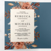 Cream Terracotta Floral QR Code Dusty Blue Wedding Drieluik Uitnodiging (Binnenzijde eerst)