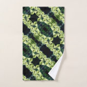 Creamy Foxglove Flower Abstract Pattern Bad Handdoek (Handdoek)