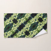 Creamy Foxglove Flower Abstract Pattern Bad Handdoek (Handdoek)