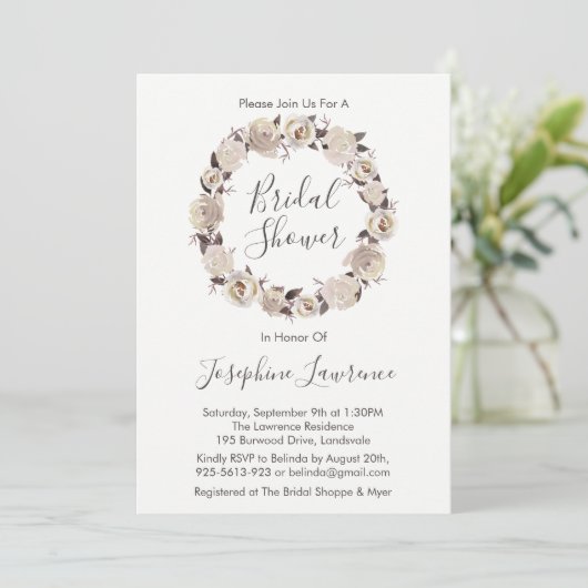 Creamy Rozen Floral Wreath Vrijgezellenfeest Invit Kaart (Staand voorkant)