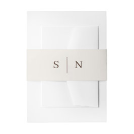 Creamy White and Brown Minimal and Chic | Monogram Uitnodigingen Wikkel