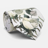 Creamy White Anemones Green Eucalyptus Weddenschap Stropdas (Opgerold)