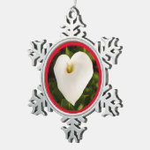 Creamy White Calla Lily met Red Tin Sneeuwvlok Ornament (Rechts)
