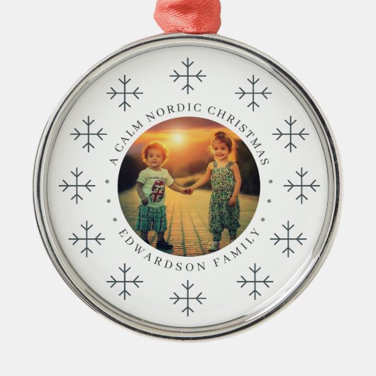 Create your own nordic family photo christmas metalen ornament (Voorkant)