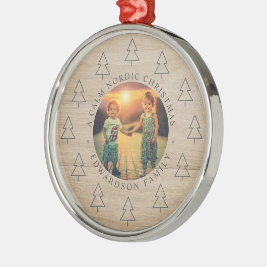 Create your own nordic family photo christmas metalen ornament (Links)