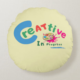 Creatief in Uitvoering Kleurrijke Artistieke Citaa Rond Kussen
