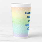Creatieve types zijn zelden tanden-pasteelregenboo latte mok (Voorkant)