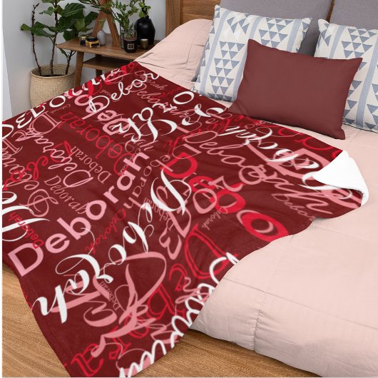 Creëer Feminine Name Typografie Dark Red Fleece Deken
