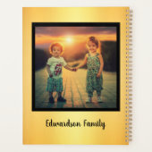 Creëer je eigen foto collage monogram planner (Achterkant)