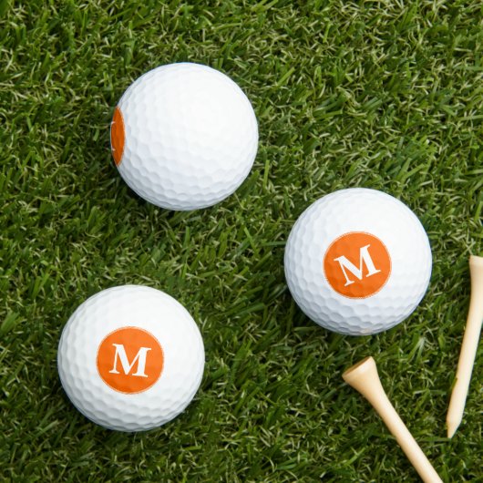 Creëer Maak Aangepaste Oranje monogrammen op maat Golfballen (Insitu Gras)