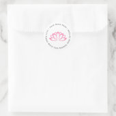 Creëer u bezit het Roze Blooming Lotus Flower-symb Ronde Sticker (Tas)