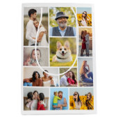 Creëer Uw eigen 12 fotocollage Medium Cadeauzakje (Voorkant)