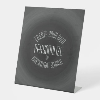 Creëer uw eigen — aangepast ontwerp reclamebord met voetstuk