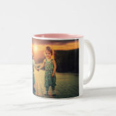 Creëer Uw eigen aangepaste familiefoto Tweekleurige Koffiemok (Voorkant rechts)