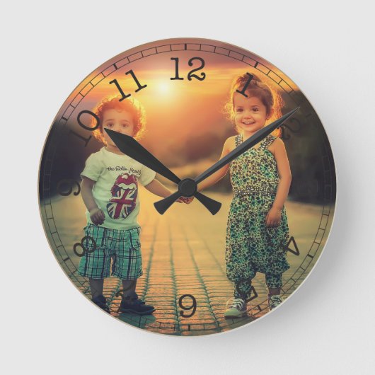 Creëer Uw eigen aangepaste foto Modern Ronde Klok (Voorkant)