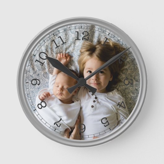 Creëer Uw eigen aangepaste foto Modern Ronde Klok (Voorkant)
