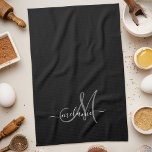 Creëer uw eigen aangepaste monogram en naamscript theedoek<br><div class="desc">Creëer uw eigen persoonlijke keukenhanddoek met uw eigen handgeschreven naam en monogram. Om deze sjabloon van het ontwerp uit te geven, verander de tekstgebieden zoals hierboven getoond. U kunt gemakkelijk meer tekst of afbeeldingen toevoegen, doopvonten en kleuren aanpassen. Behandel jezelf of maak het perfecte cadeau voor familie, vrienden, ouders en...</div>