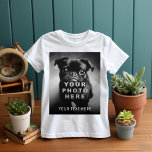 Creëer Uw eigen Eenvoudige foto- en aangepaste tek T-shirt<br><div class="desc">Creëer uw eigen eenvoudige,  moderne T-shirt met één foto en uw aangepaste tekst. Als je hulp nodig hebt bij het aanpassen van deze gegevens,  kun je me een bericht sturen met de onderstaande button en ik help je graag.</div>