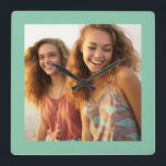 Creëer Uw eigen Instagram Art Vierkante Klok<br><div class="desc">Een geweldige manier om je vierkante foto's weer te geven van je online account.  Voeg één vierkante foto toe om een groot memento te maken. Als u de tekst of het afbeelding moet aanpassen,  klik op de pas verbinding aan.</div>