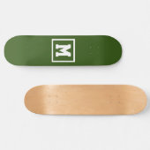 Creëer Uw eigen monogram Sjabloon Groen en Wit Persoonlijk Skateboard (Horizontaal)
