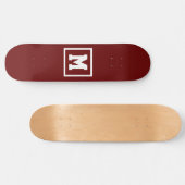 Creëer Uw eigen monogram Sjabloon Rood en Wit Persoonlijk Skateboard (Horizontaal)