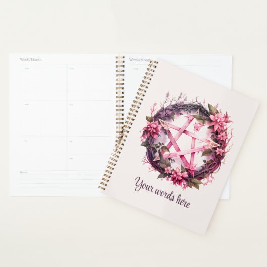Creëer Uw eigen roze pentakelbloemen Planner (Display)