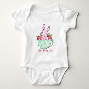 Creëer Uw eigen Schattigee Bunny Tea Cup & Aardbei Romper