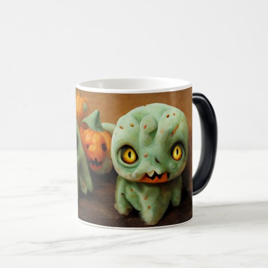 Creëer Uw eigen Schattigee Halloween Monsters Magische Mok (Voorkant rechts)