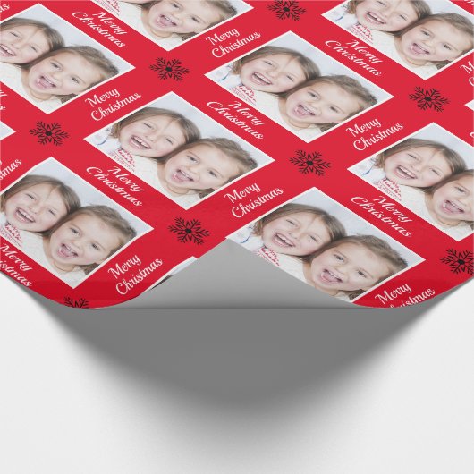 Creëer Your Ewn Red Merry-kerstfoto Cadeaupapier (Hoek)