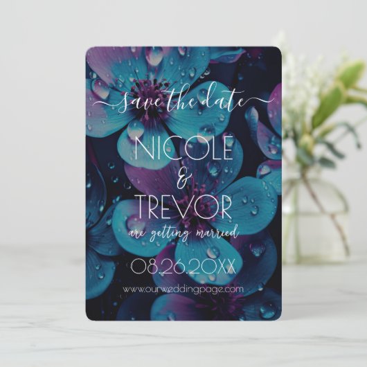 Creëer Your Own - Bold Flowers Closeup Save The Date (Staand voorkant)