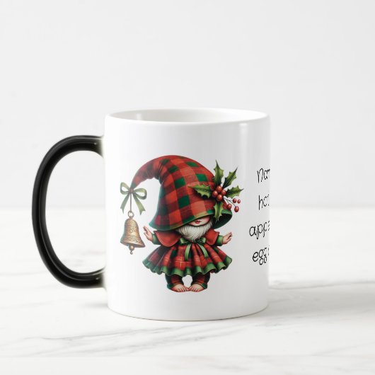Creëer Your Own Shy Christmas Plaid Gnome & Bell Magische Mok (Links)