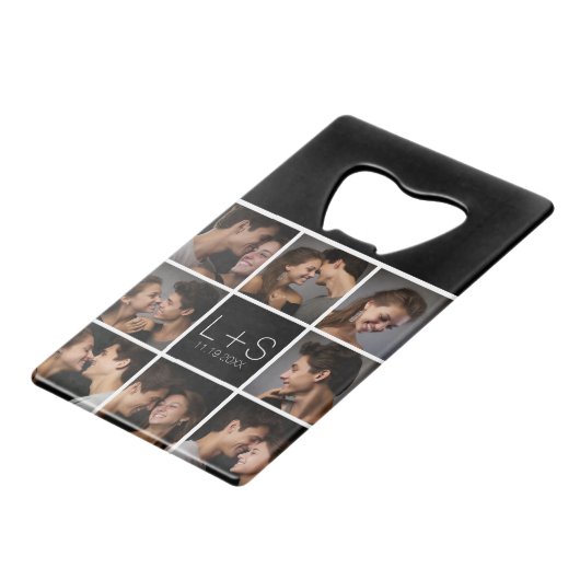 Creëer Your Own Wedding Photo Collage Monogram Creditkaart Flessenopener (Voorkant Gekanteld)