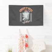 Creep It Real Retro Halloween Schaats Ghost Spandoek (Insitu)