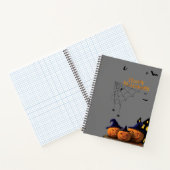 Creepily Creatief: Halloween Douane 8.5"x 11" Notitieboek (Binnen)