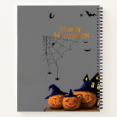 Creepily Creatief: Halloween Douane 8.5"x 11" Notitieboek (Achterkant)