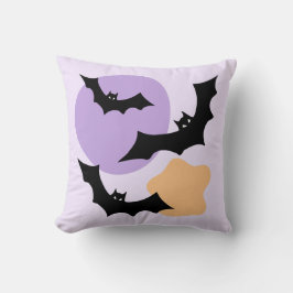 Creepy Black Flying Bats Halloween Night Paarse Kussen