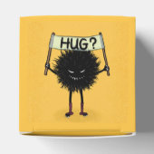 Creepy Cute Evil Character Hug Bedankdoosjes (Bovenkant)