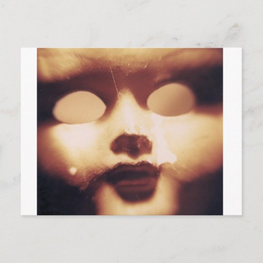 Creepy Doll Briefkaart (Voorkant)