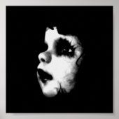 Creepy Doll Face Poster (Voorkant)