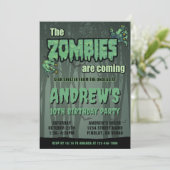 Creepy donkergroene zombie verjaardagsfeestje kaart (Staand voorkant)