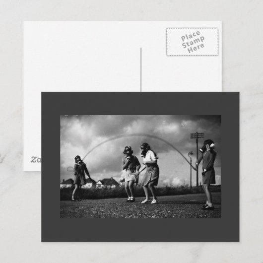 Creepy Gas Mask on Children Jumping Rope Briefkaart (Voorkant / Achterkant)