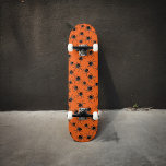 Creepy Halloween Spiders Skateboard<br><div class="desc">Creepy Spiders op een oranje achtergrond</div>