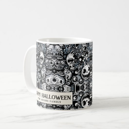 Creepy Monsters Zwart-wit Halloween Koffiemok (Voorkant links)