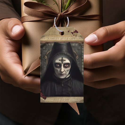Creepy Nun Haunted Halloween-gunst Cadeaulabel