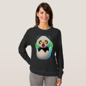 Creepy Panda hatches from egg T-shirt (Voorkant volledig)