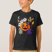 Creepy Pumpkin & Spider Fall Design – Cozy Spooky T-shirt (Voorkant)