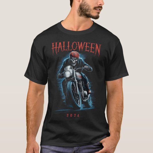Creepy Skeleton Biker op motorfiets Halloween 2024 T-shirt (Voorkant)