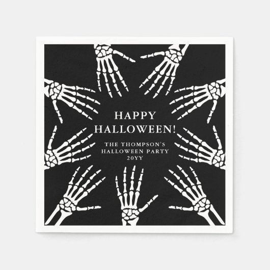 Creepy Skeleton Hand Botten op Black Halloween Servet (Voorkant)