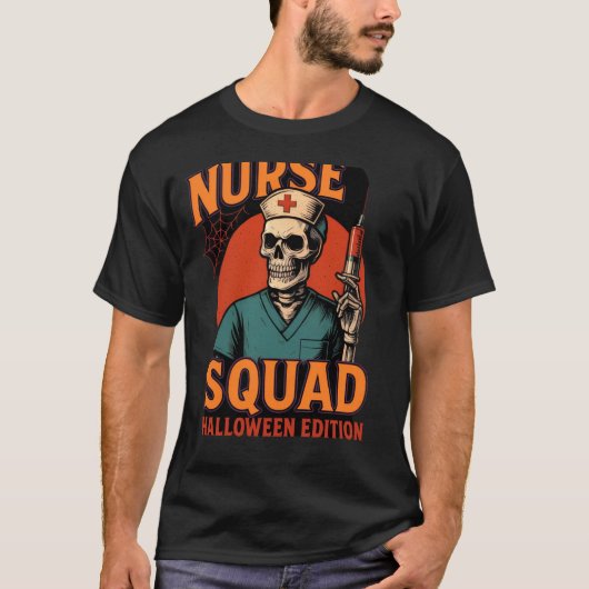 Creepy Skeleton Nurse met Spuit T-shirt (Voorkant)