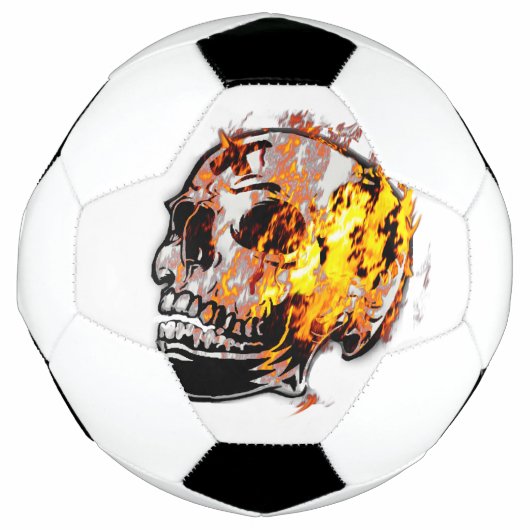 Creepy Skull & Flames Voetbal (Voorkant)